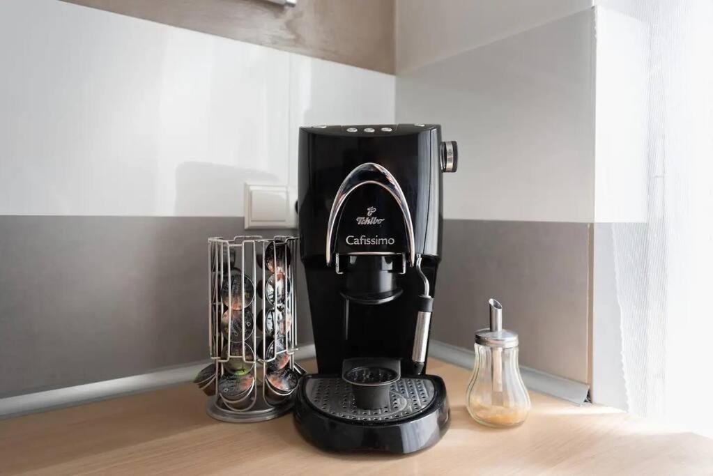 2 Bedrooms Apt Near Wenceslas Sq Прага Екстериор снимка
